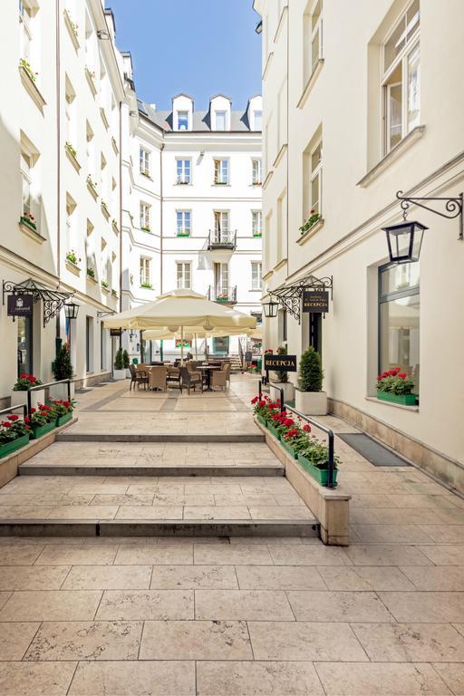 Residence St. Andrew'S Palace Varsovia Exterior foto